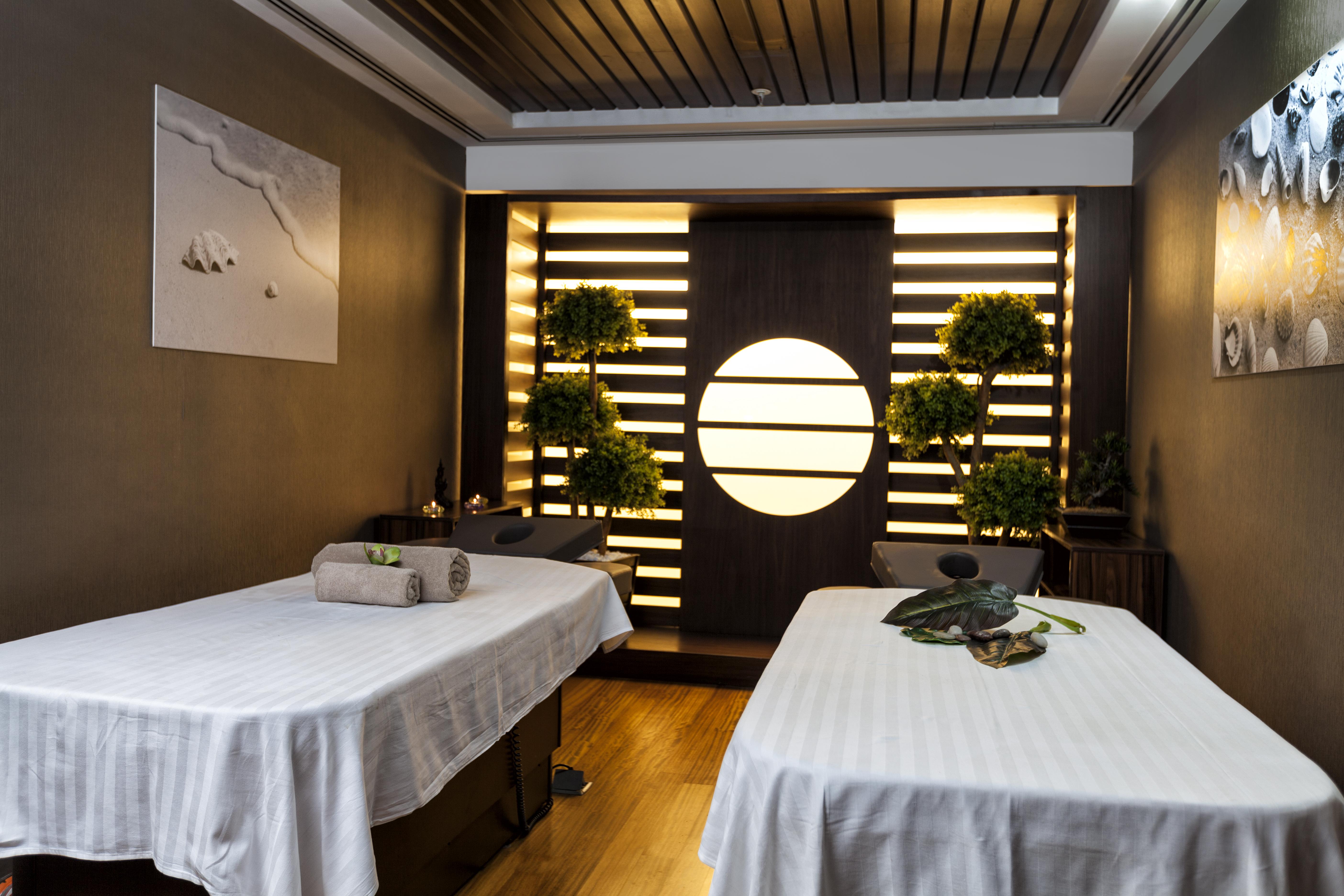 ホテル ラマダ プラザ バイ ウィンダム イズミット コジャエリ エクステリア 写真 A spa treatment room