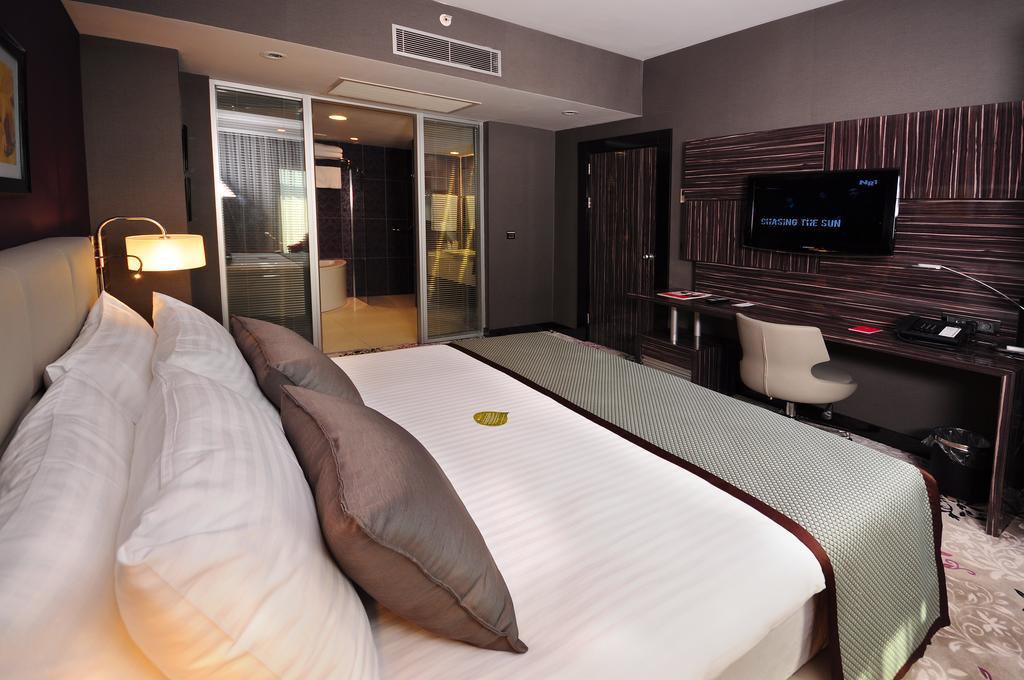 ホテル ラマダ プラザ バイ ウィンダム イズミット コジャエリ エクステリア 写真 Deluxe Room